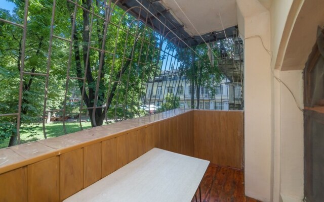 Apartment near Opera Theater