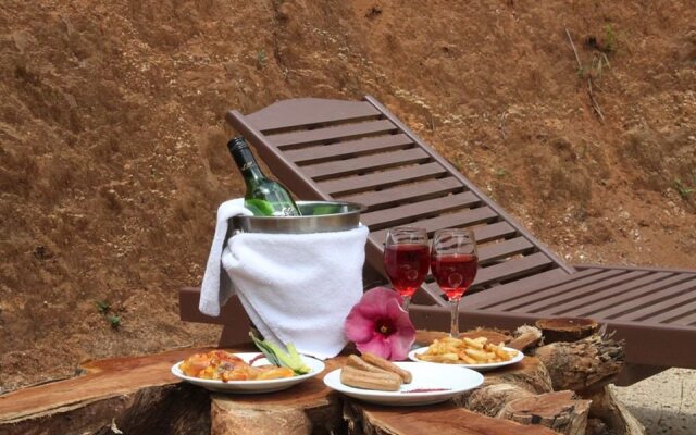 Gadadessa Resort
