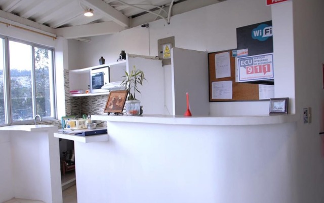 Quito Condor Hostal