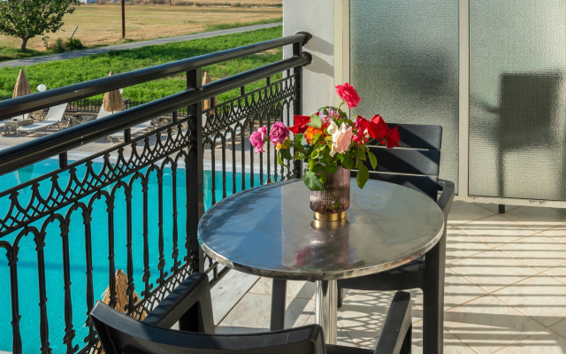Athina Apartments