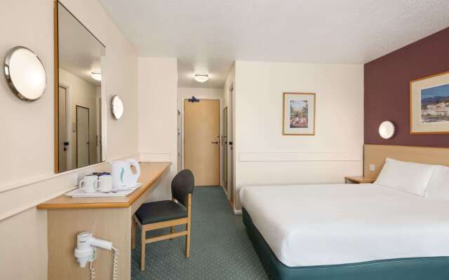 Days Inn by Wyndham Sheffield M1