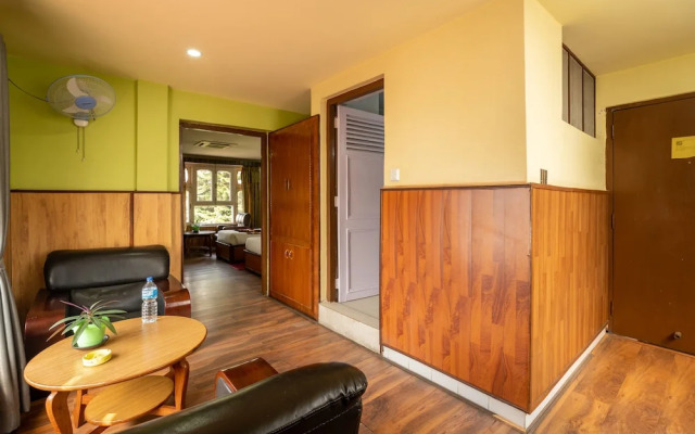 Avocado and Orchid Resort