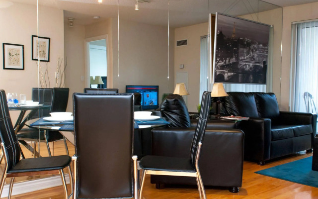 JJ Furnished Apartments & Private Suites Toronto: Entertainment District