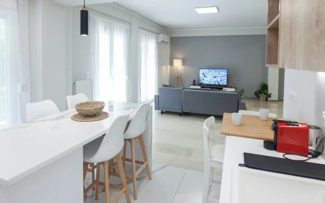 Panormou Modern Elegant 3 Bd Balcony Apt