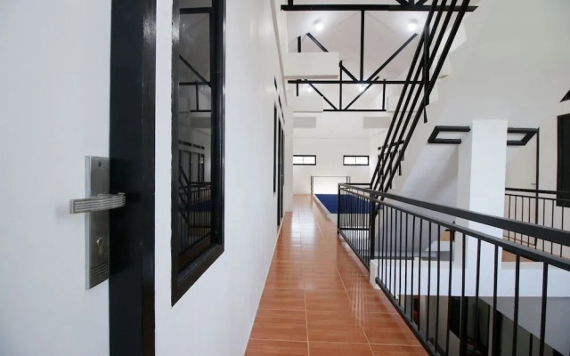 Kamar Keluarga Haji Peeng Syariah