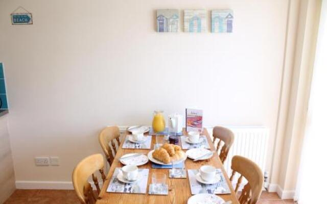 Number 6 Braeside Mews