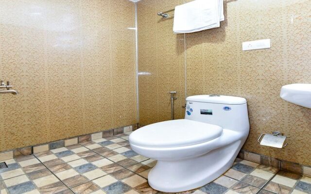 OYO 22272 Houseboat Anugraha 8 Bhk