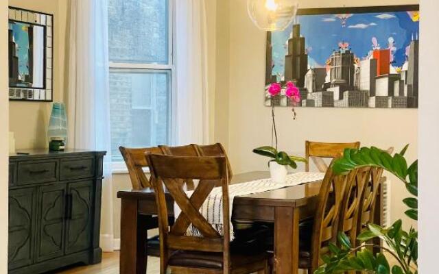 Sunny, Spacious, 3BR 1BA Davlin INN Chicago