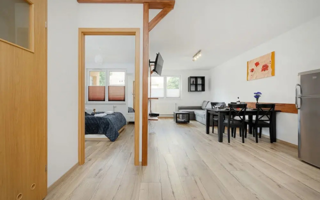 Cherry Garden Apartments by Renters