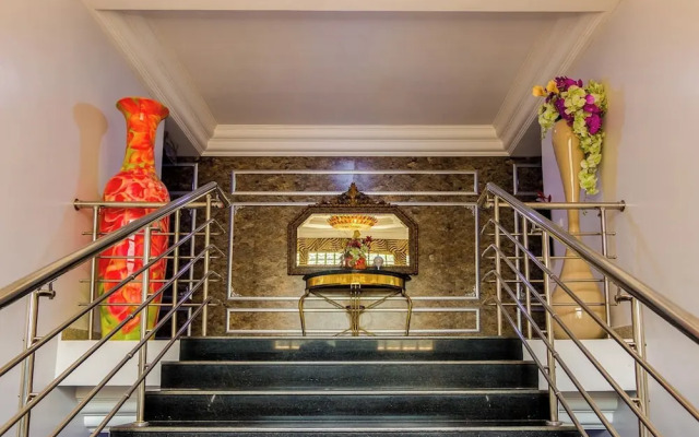 Charro Gates Hotel