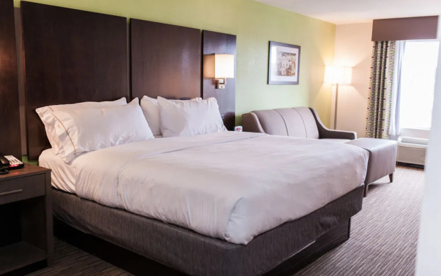 Quality Inn & Suites