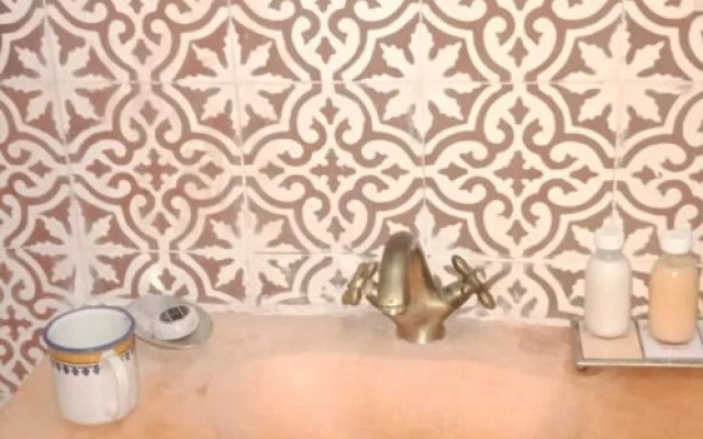 "room in Guest Room - Riad Lakouas. Amber Room"