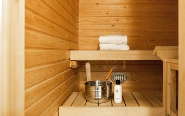 1br apartment with terrace and sauna