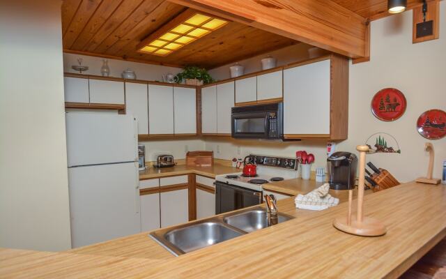 Sunplace 3 Bedroom Townhome #07