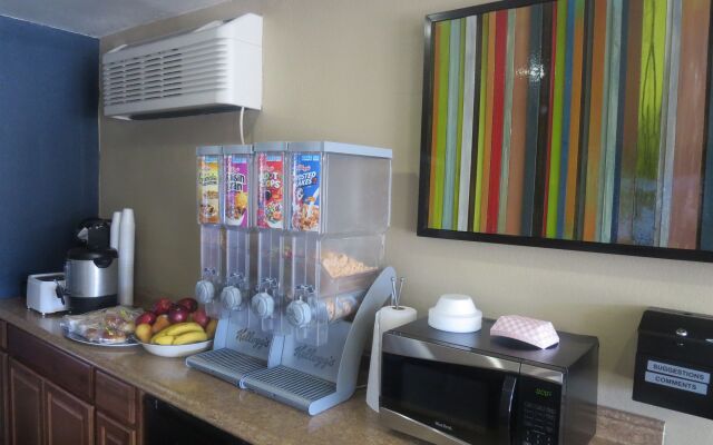 Howard Johnson by Wyndham Odessa TX