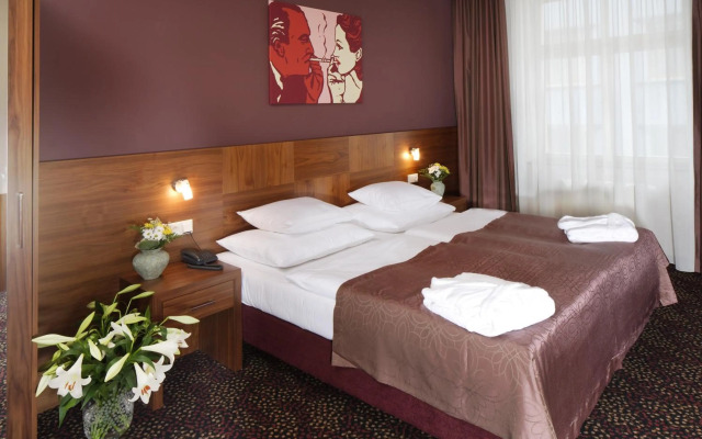 1. Republic Hotel