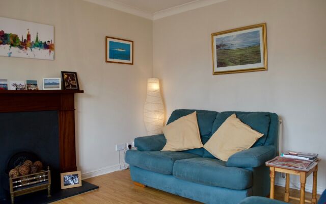 Bright 1 Bedroom Apartment In Edinburgh