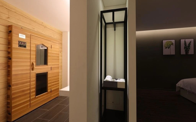 Suwon Saint Hotel