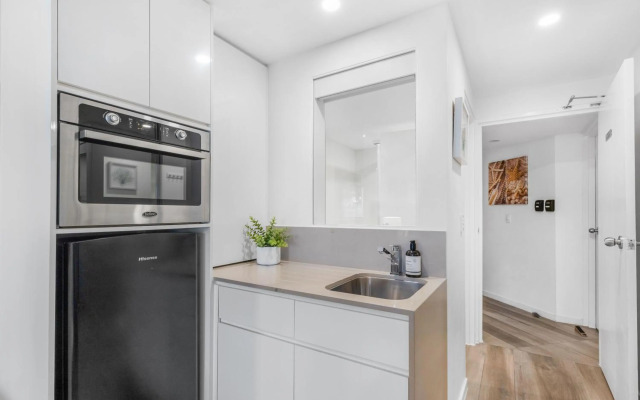 Wantima Hastings St Studio possible 3pm checkout weekends