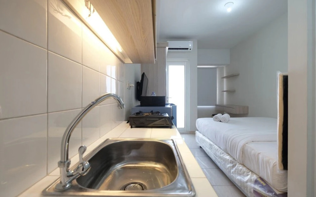 Cozy Studio at The Springlake Apt near Summarecon Mall