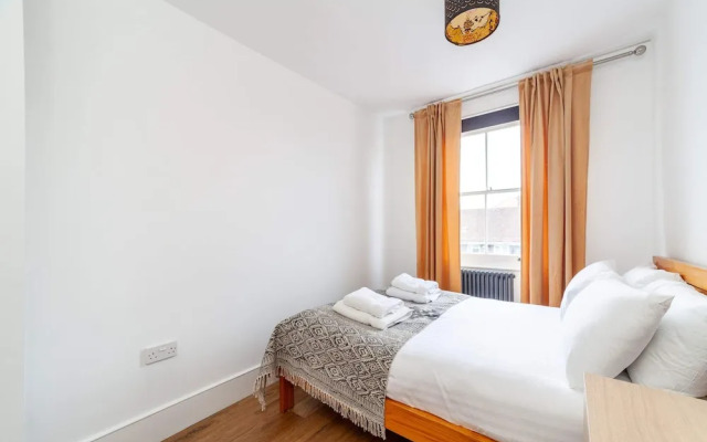 Charming Apartment in the Heart of Kennington