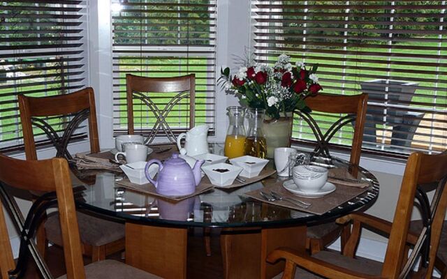 Maple View Bed and Breakfast