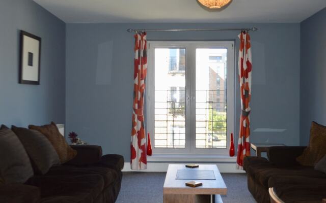 Central Edinburgh 2 Bedroom Apartment