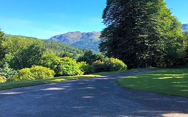 Hillside Log cabin, Ardoch Lodge, Strathyre
