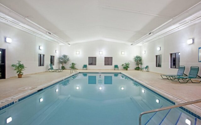 Staybridge Suites, Lincolnshire by IHG