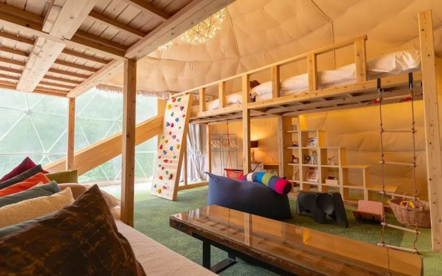 Yufuin Onsen Glaming Comorebi