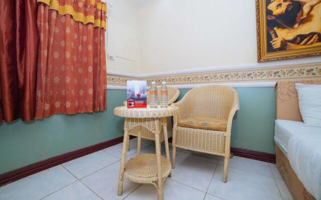 RedDoorz @ Fields Avenue Angeles City