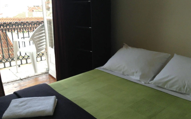 Lisbon RiverView Hostel