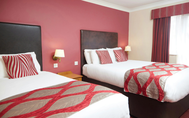 The Fieldhead Hotel by Greene King Inns