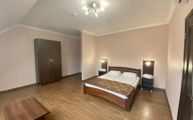 Sting Hotel & Event Palace