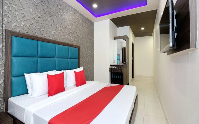 OYO 12354 Hotel Sangreela