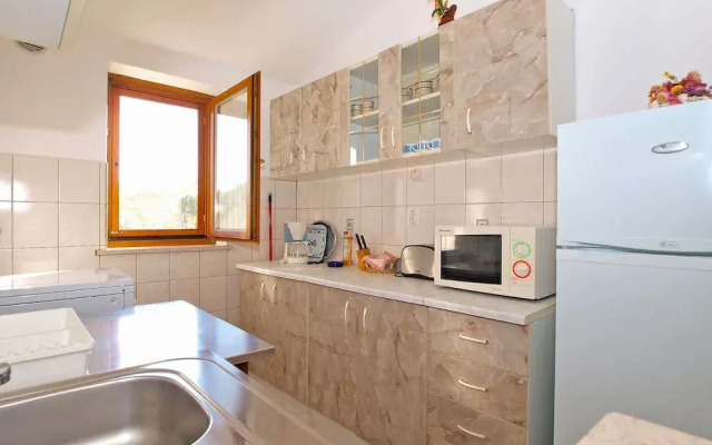 Apartment 950
