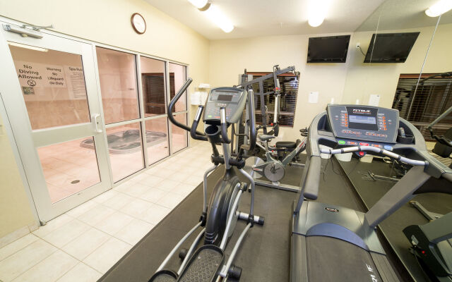 Holiday Inn Express Hotel & Suites Drayton Valley by IHG