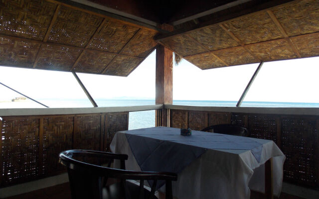 Woodruffs Beach Resort