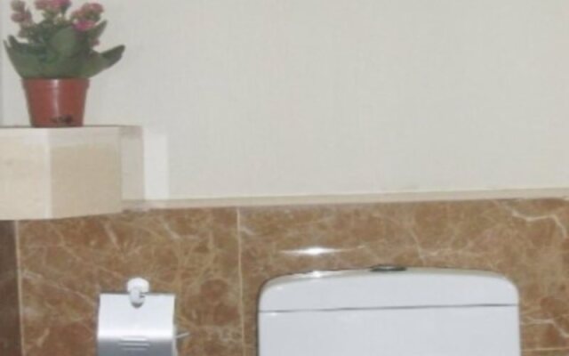 Kaifeng Dong Jing International Business Hotel