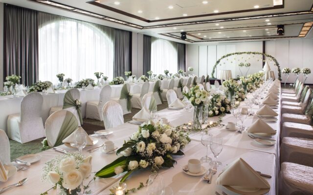 Grand Copthorne Waterfront