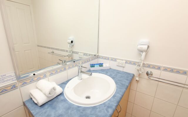 Seaview Motel and Apartments