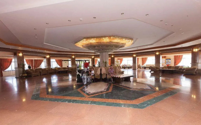 Golden 5 Diamond Resort