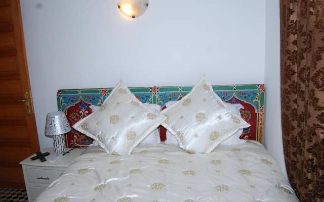 Room in B&B - Riad Authentic Palace & Spa - Kenza