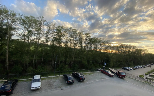 Рест на улице Виктора Тимофеева