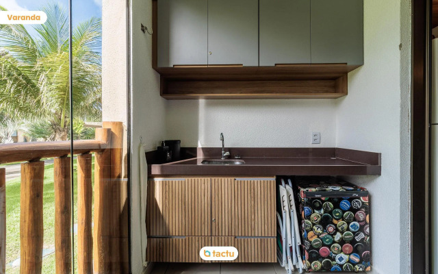 Térreo espaçoso na praia do cumbuco por Tactu