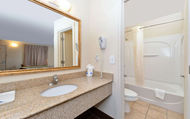 Americas Best Value Inn Nashville Downtown