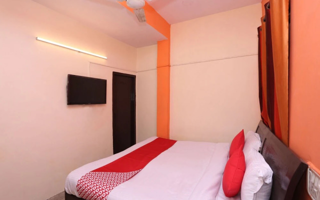 Spot on 9077 Golden Tree