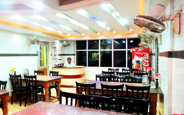 Goroomgo Prateek Residency Digha