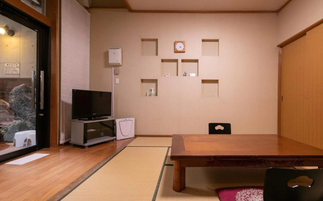 Yamae Onsen Hotaru