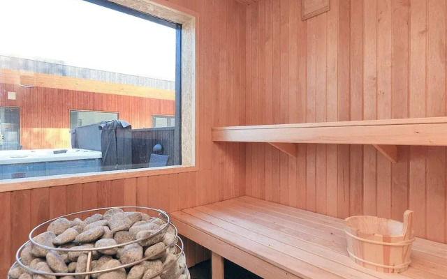 12 Person Holiday Home in Vaeggerlose